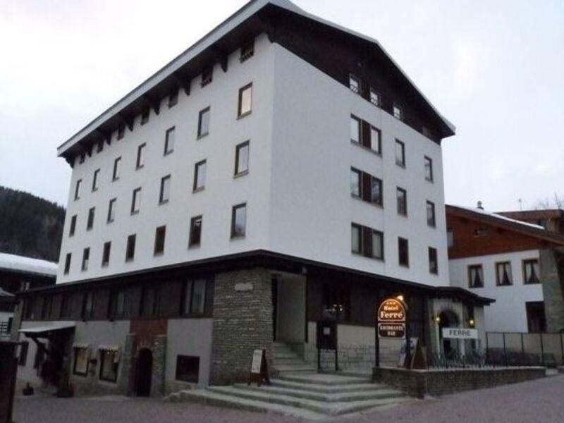 Hotel Ferre 리비뇨 외부 사진